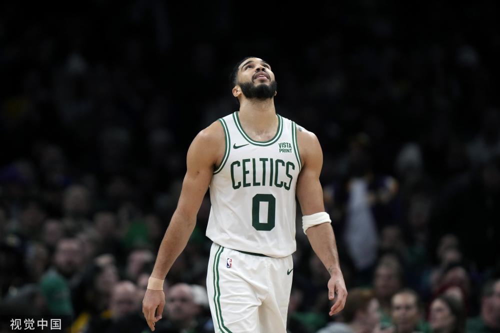 使得他在面 使得他在面