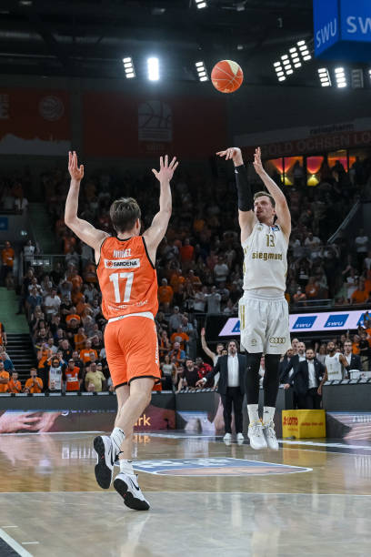 这场比赛成 这场比赛成